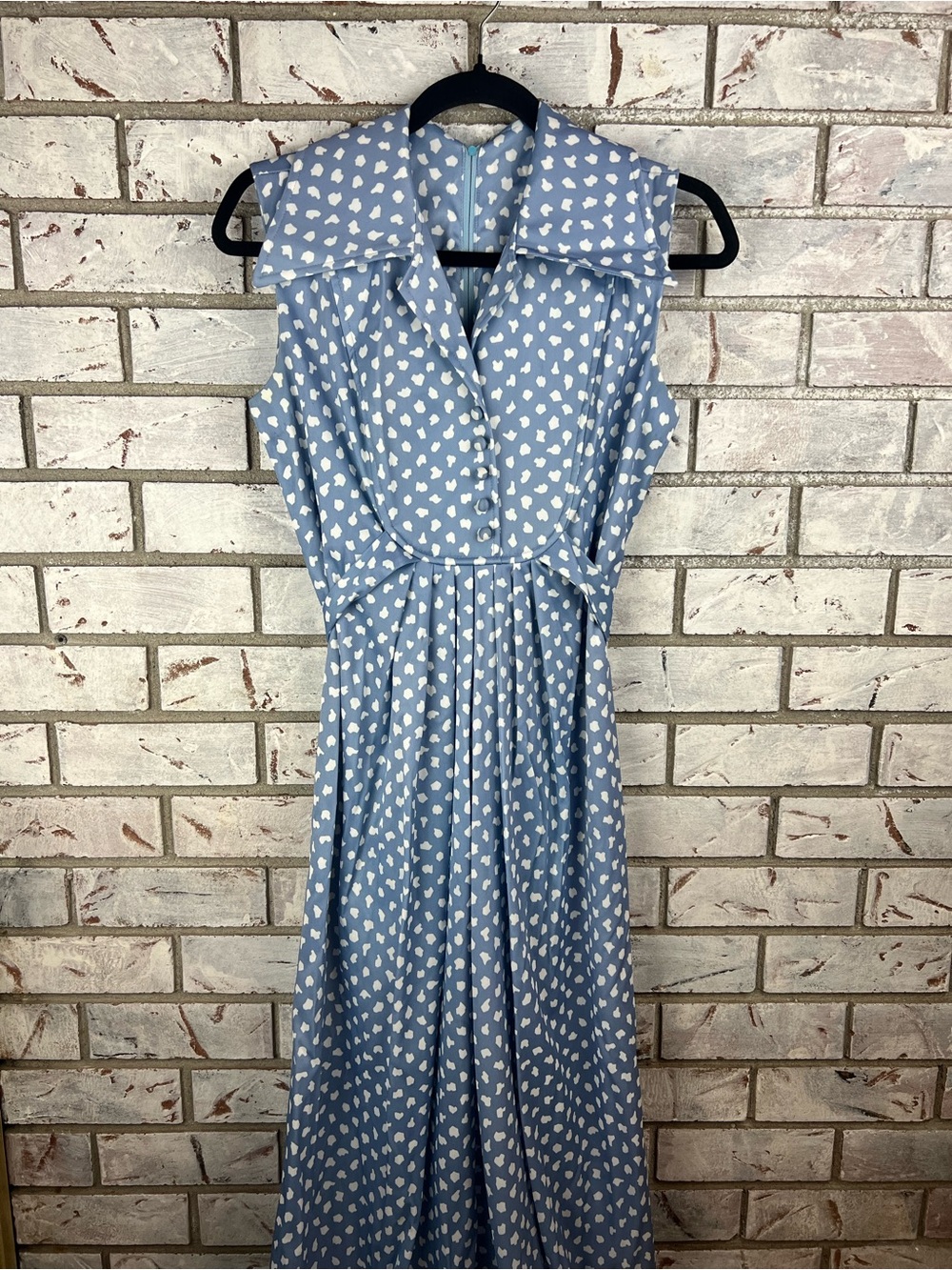 70s Vintage | Sleeveless Blue and White Printed Maxi Dress